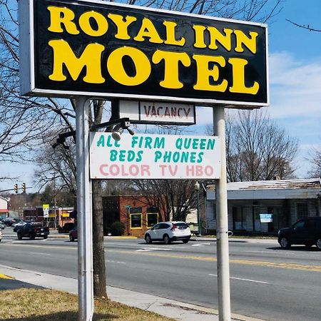 Royal Inn Motel 프론트로얄 외부 사진